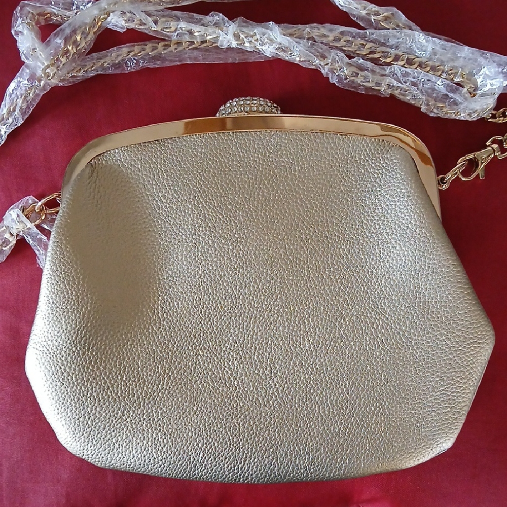 Elegant Gold Evening Clutch